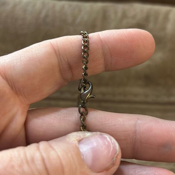 Vintage Mixed Media Necklace. Gold-Tone Triangle Cheetah Pattern. - Picture 6 of 6